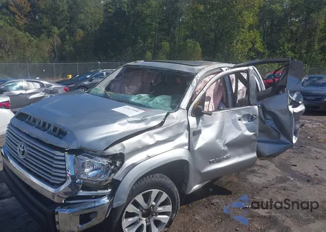 2016 Toyota Tundra Limited 5.7L V8 z USA, uszkodzony, nr VIN 5TFFW5F15GX193835